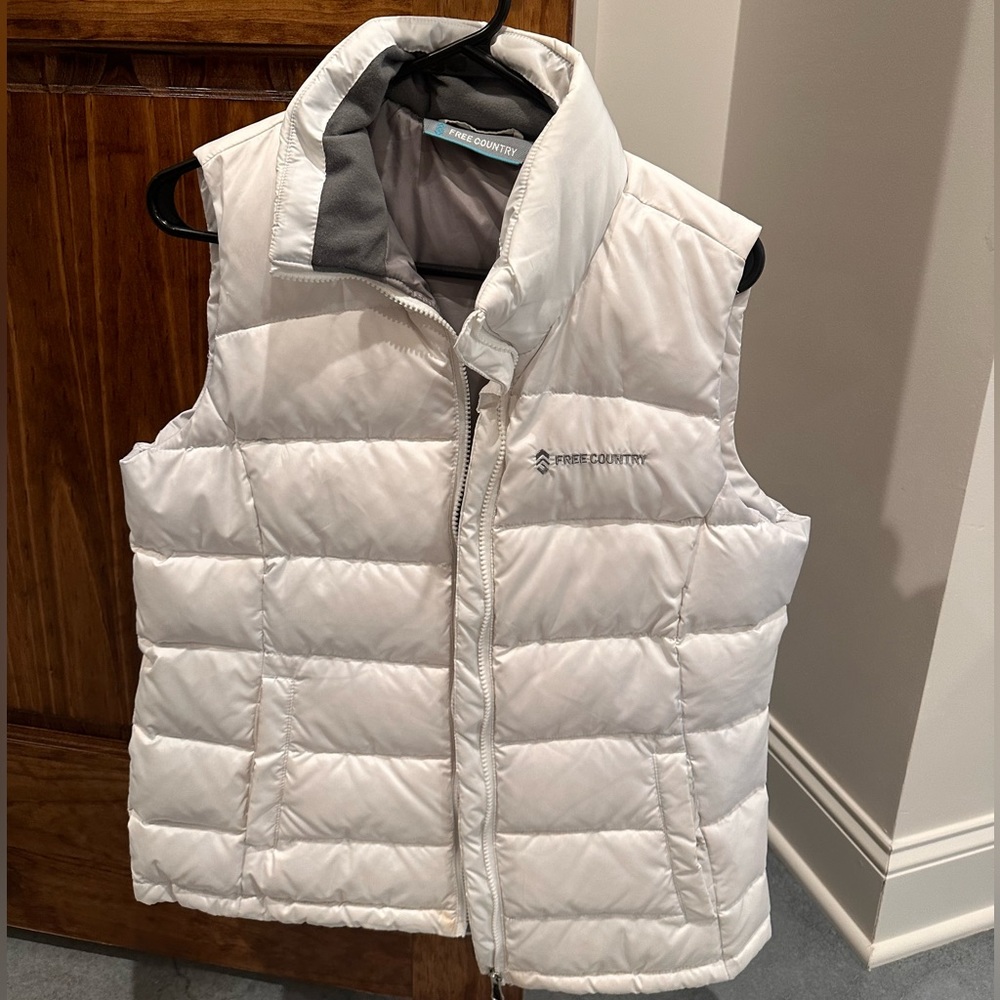 White puffer vest